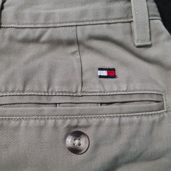 Tommy Hilfiger Mens Khaki Pants Beige Size 31X30 100% Cotton Zip Button Pockets - Picture 12 of 12